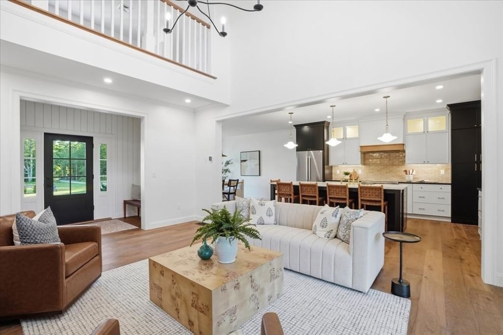 5 Tucker Lane Marion — Photo 8 of 42