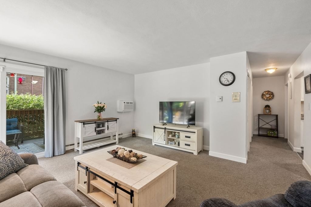 980 Plain St #14 Marshfield — Photo 4 of 24