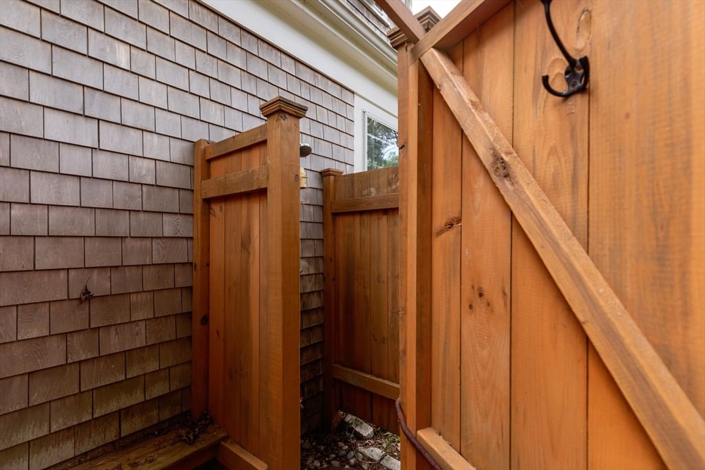 50 Ancient Way Yarmouth — Photo 5 of 36