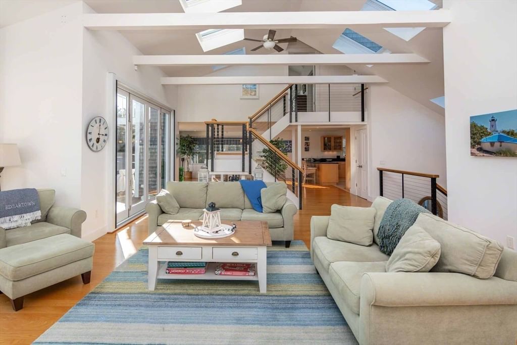 7 Katama Dr Edgartown — Photo 7 of 38