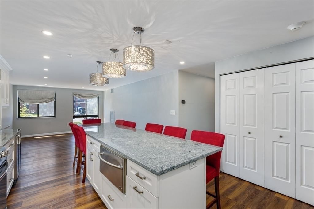 100 Ledgewood Dr #410 Stoneham — Photo 8 of 29
