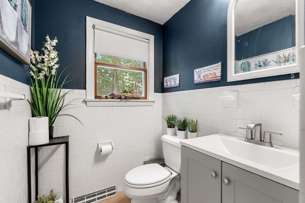 64 Spring View Drive Lynn — Photo 24 of 40