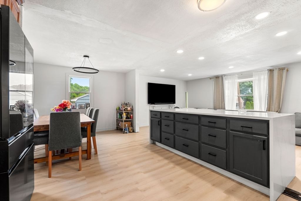 64 Spring View Drive Lynn — Photo 9 of 40