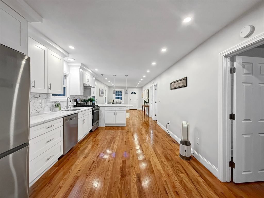190 W Plain St Wayland — Photo 8 of 37
