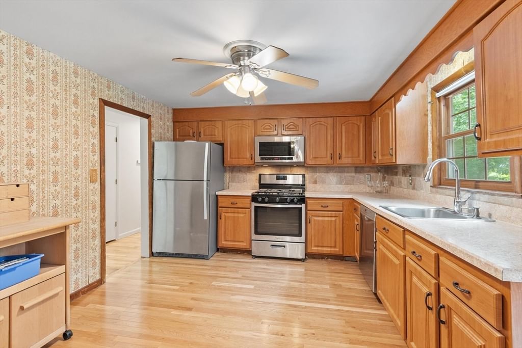 7 Meadowbrook Rd Chelmsford — Photo 19 of 34