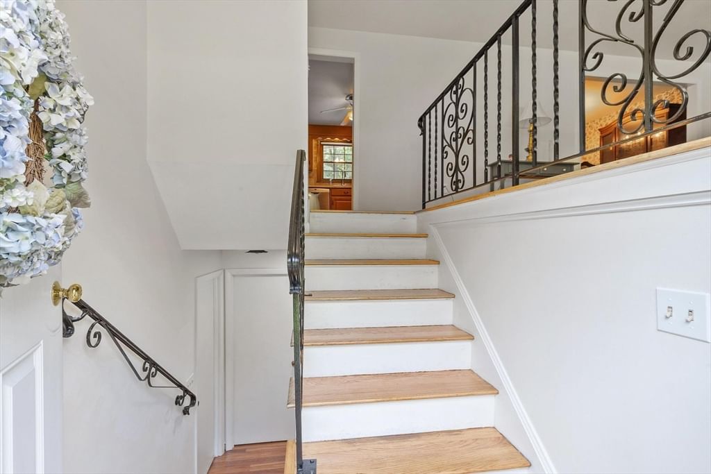 7 Meadowbrook Rd Chelmsford — Photo 7 of 34
