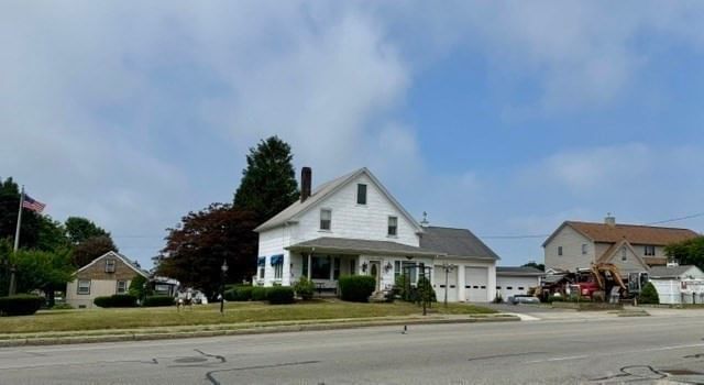 318 Alden Rd Fairhaven — Photo 7 of 16