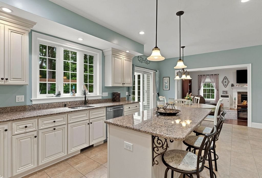 184 Abbot Street Andover — Photo 12 of 42