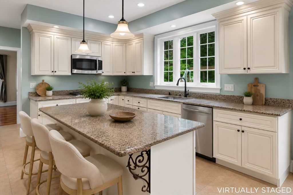 184 Abbot Street Andover — Photo 13 of 42