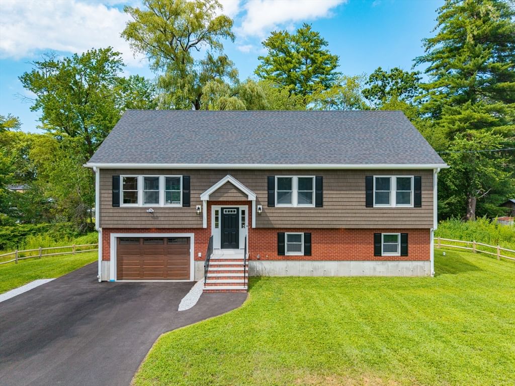 Property at 6 Mchugh Ave, Billerica, MA 01821
