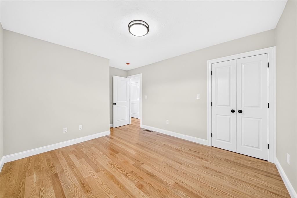6 Mchugh Ave Billerica — Photo 15 of 42