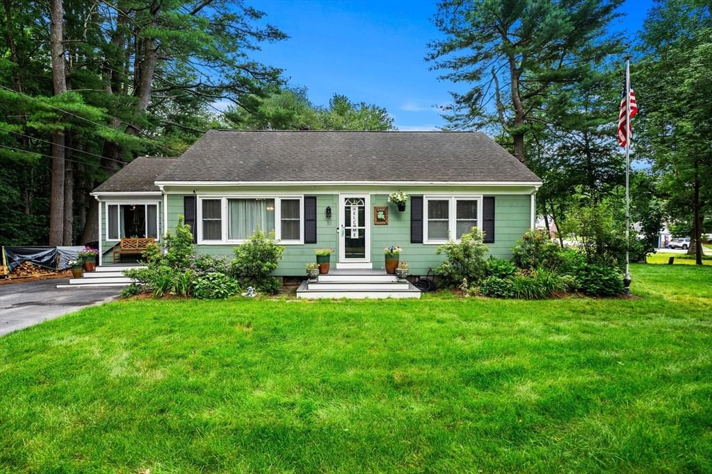 Property at 38 Ledge Road, Chelmsford, MA 01863
