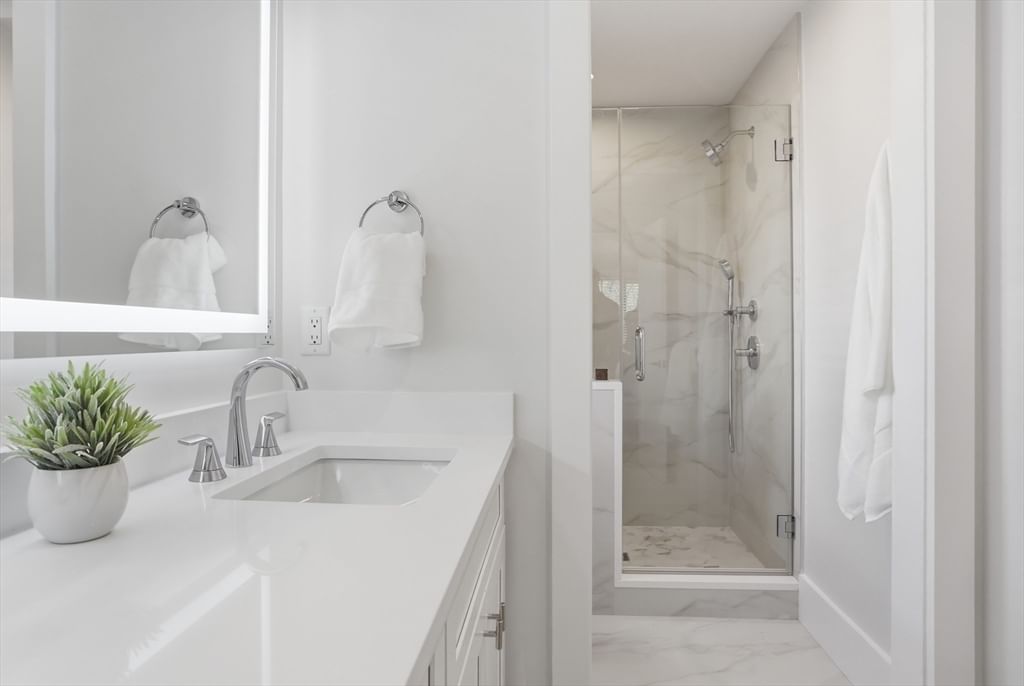 36 Loomis #302 Bedford — Photo 6 of 12