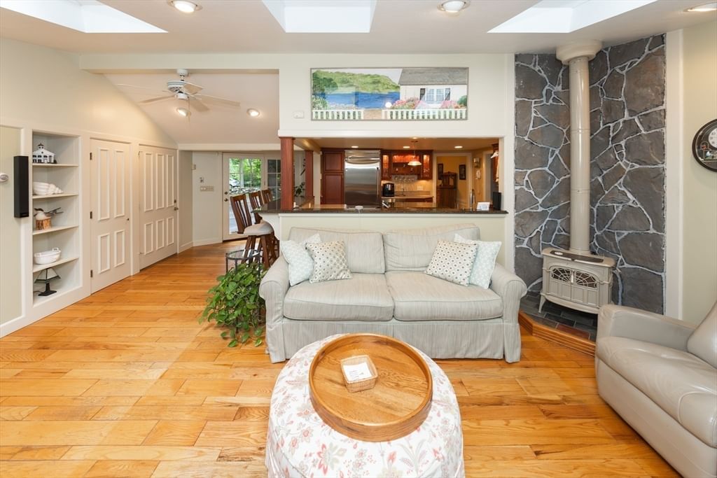 19 George Allen Rd West Brookfield — Photo 10 of 42