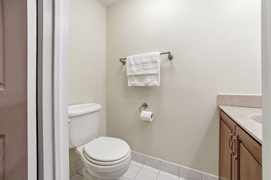 30 Stearns Road #505 Brookline — Photo 27 of 33