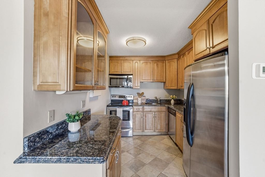 30 Stearns Road #505 Brookline — Photo 6 of 33
