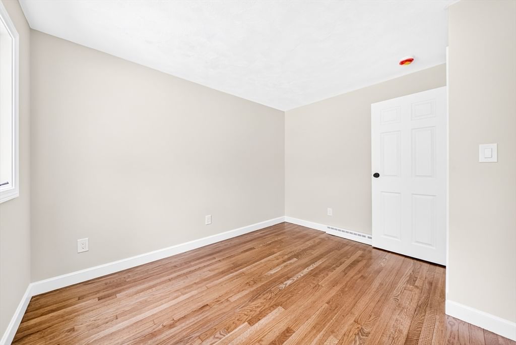 14 Clarence Street Billerica — Photo 26 of 35