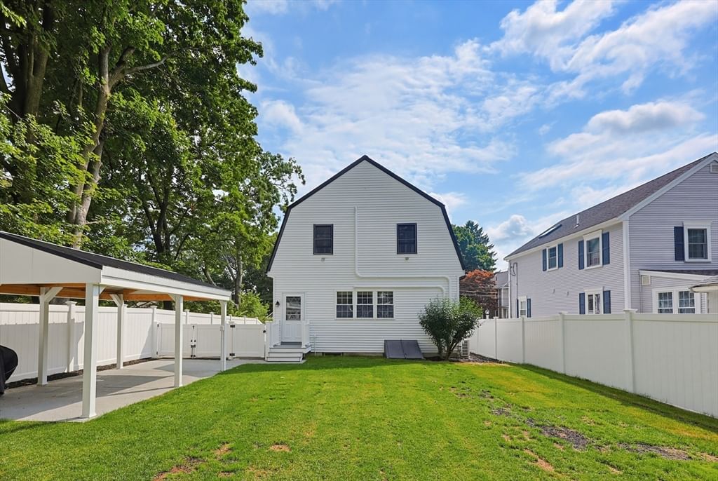 15 Mills Street Dedham — Photo 4 of 36