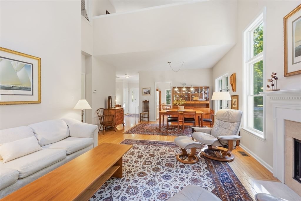 12 Chestnut Ln #12, Bedford, MA 01730 photo 3