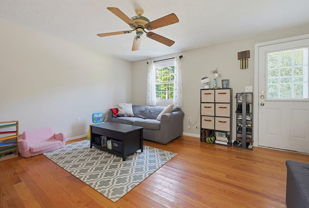75 Sandy Pond Rd #40 Ayer — Photo 5 of 28