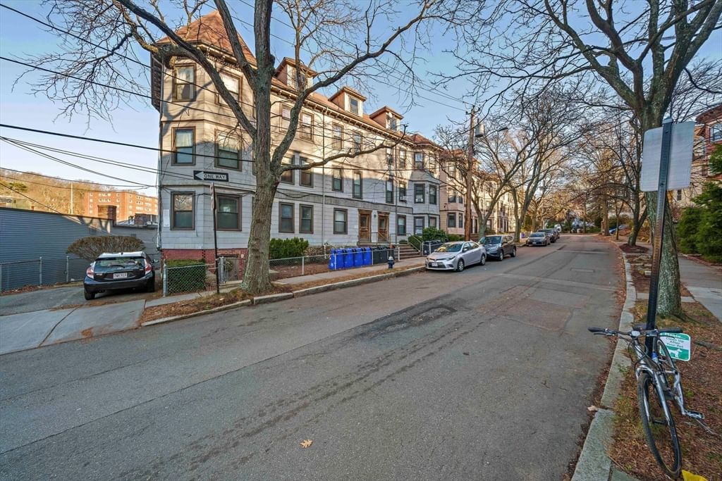 10-24 University Rd. Brookline — Photo 7 of 8