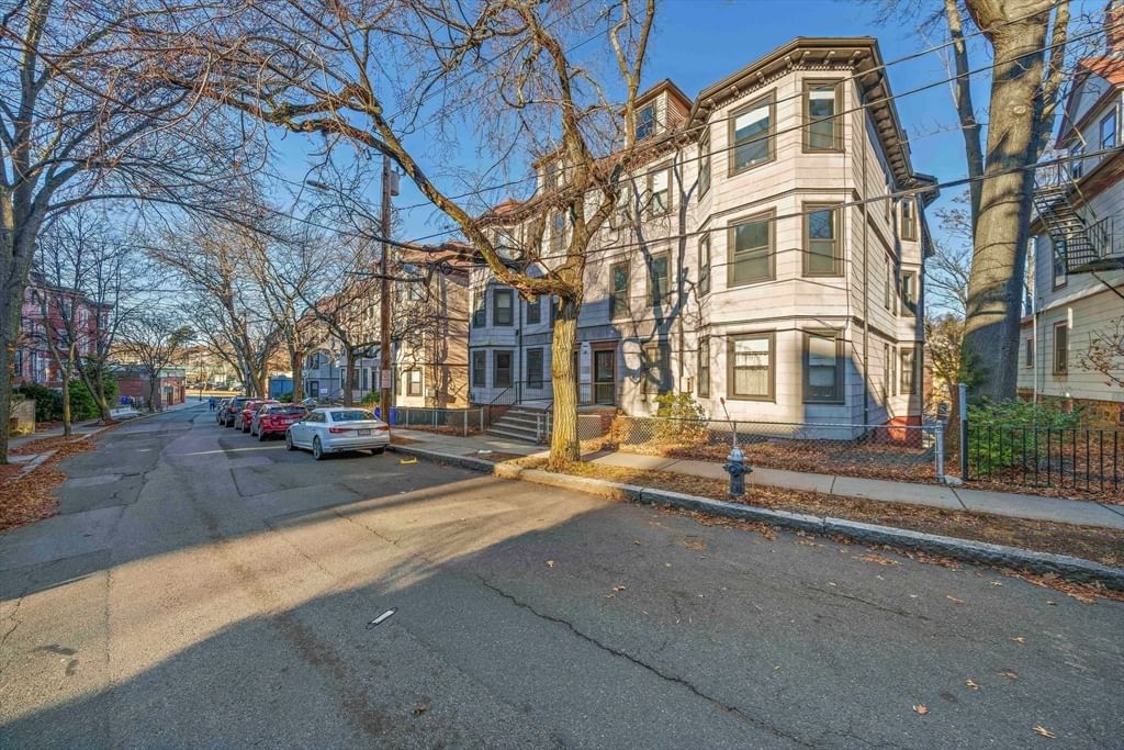 10-24 University Rd. Brookline — Photo 8 of 8