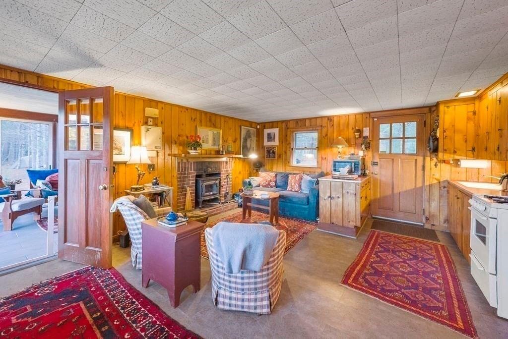 1029 Old Sandwich Rd Plymouth — Photo 16 of 42