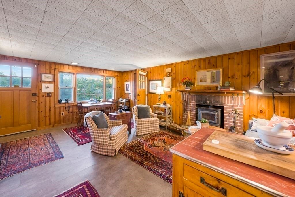1029 Old Sandwich Rd Plymouth — Photo 23 of 42