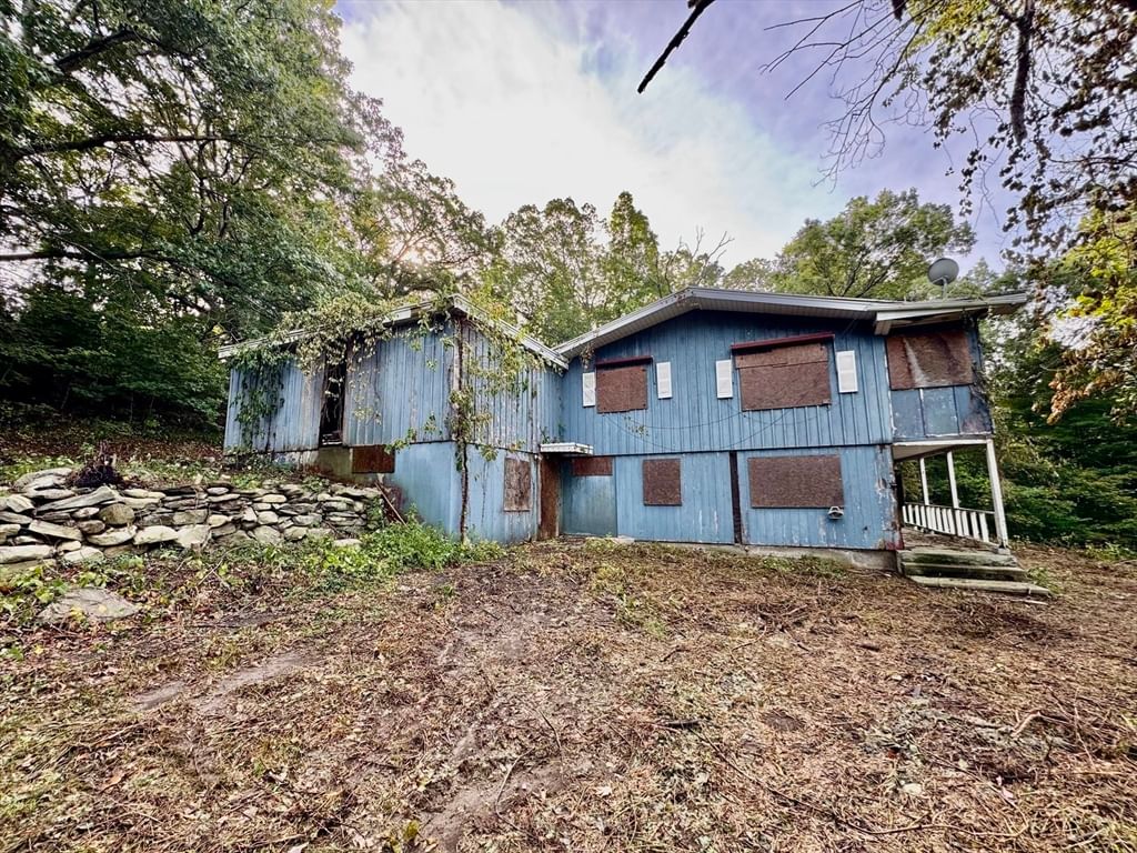 28 Cherry St Shrewsbury — Photo 3 of 9