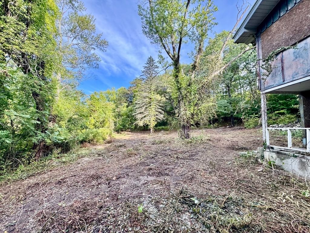28 Cherry St Shrewsbury — Photo 6 of 9