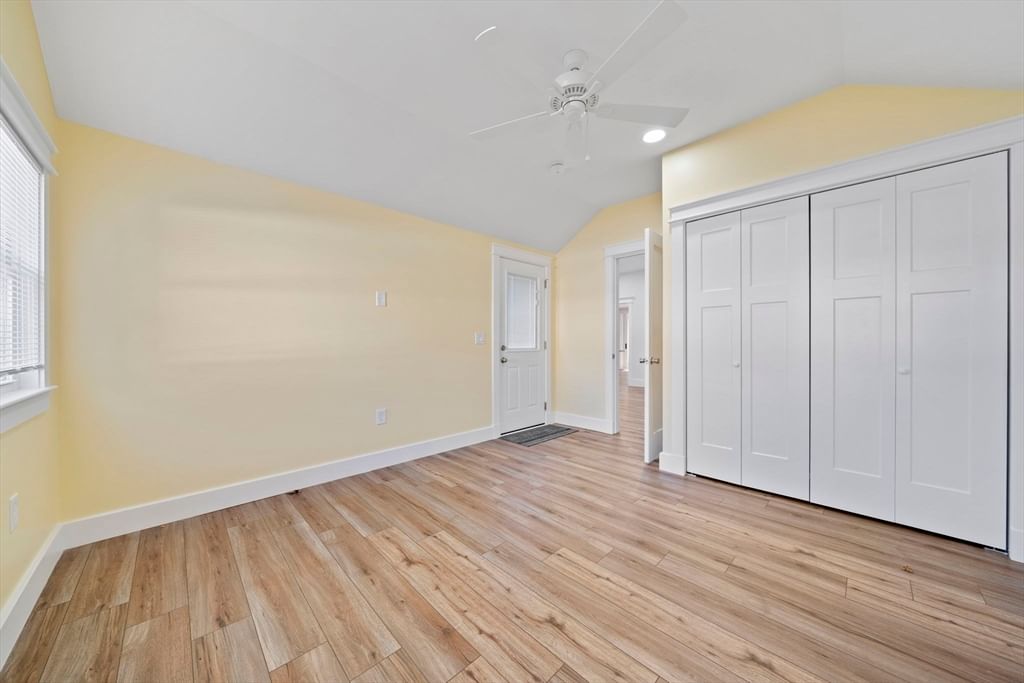 218 South Ave Whitman — Photo 17 of 40