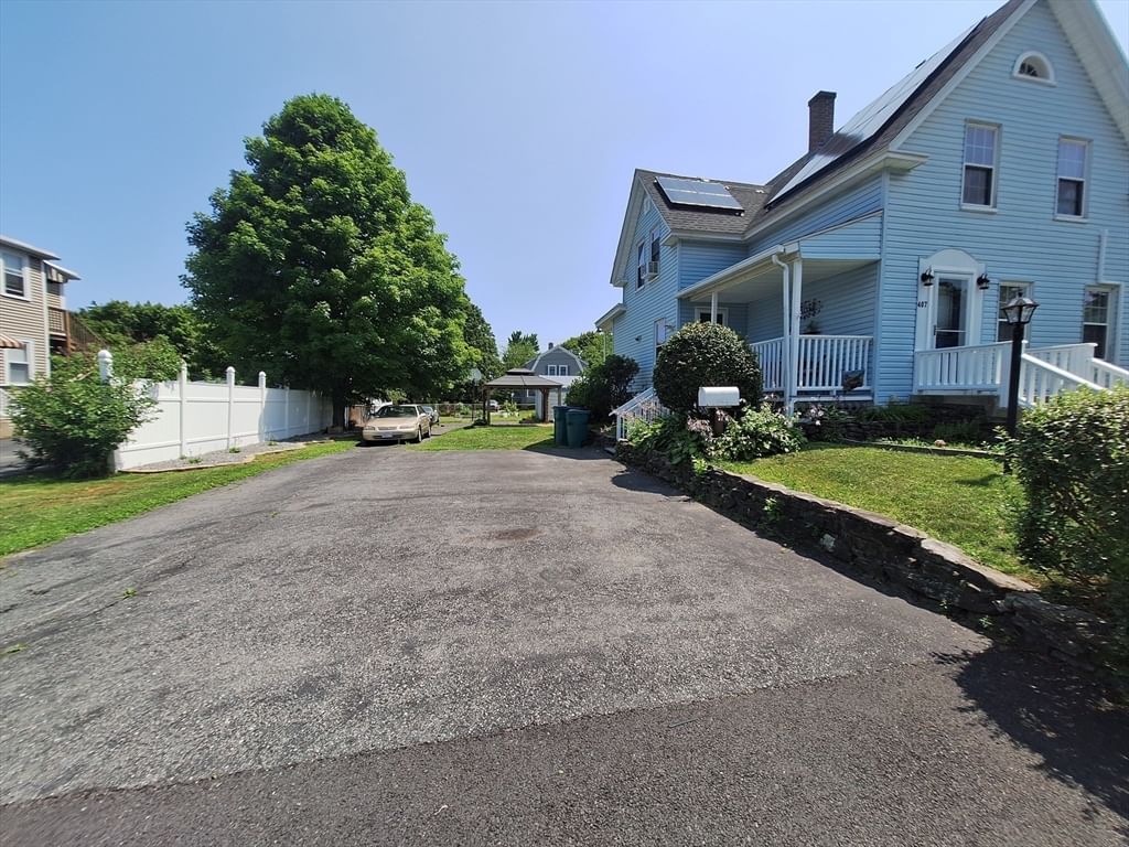 407 Clarendon St Fitchburg — Photo 5 of 28