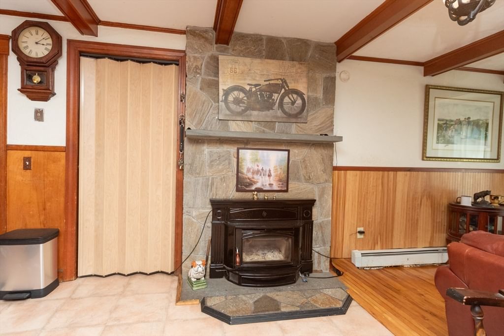 28 Highland St Southborough — Photo 6 of 23