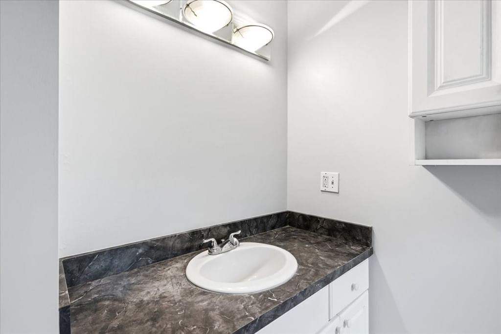 8 Rebecca Rd Freetown — Photo 26 of 38