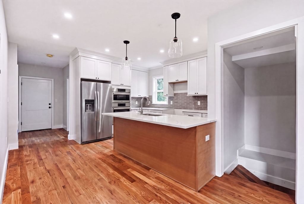 183 Madison St Malden — Photo 5 of 27