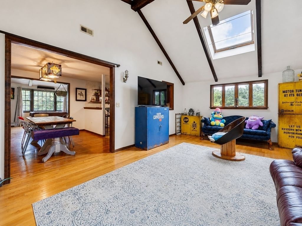 140 King James Way Wrentham — Photo 15 of 35