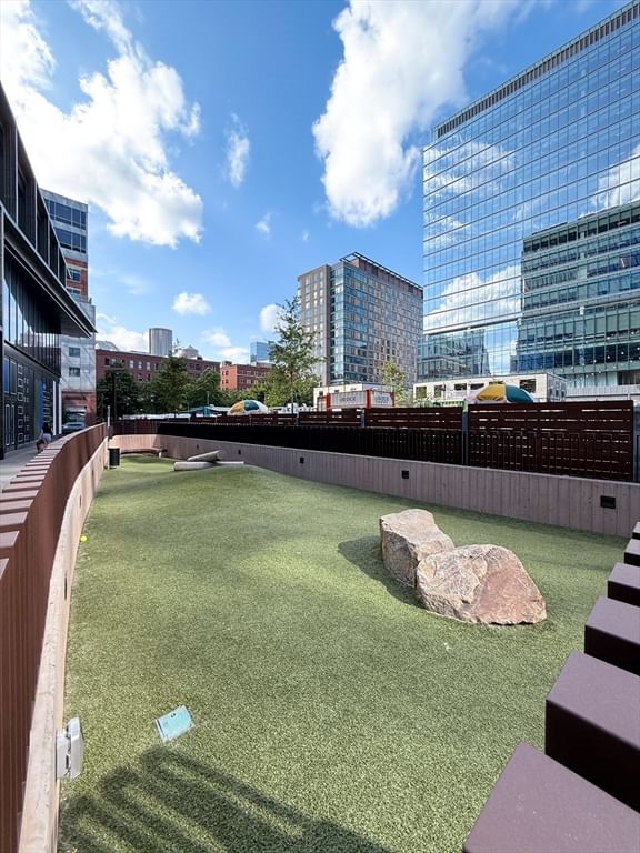 346 Congress St #518 Boston — Photo 37 of 40