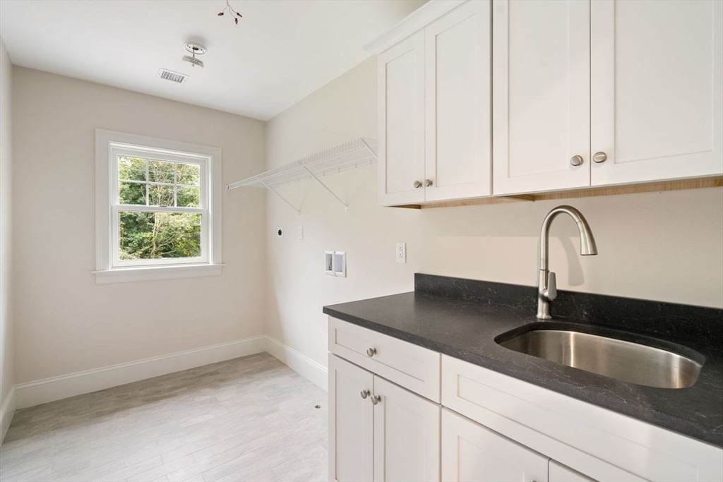 20 Lacoss Road Duxbury — Photo 29 of 36