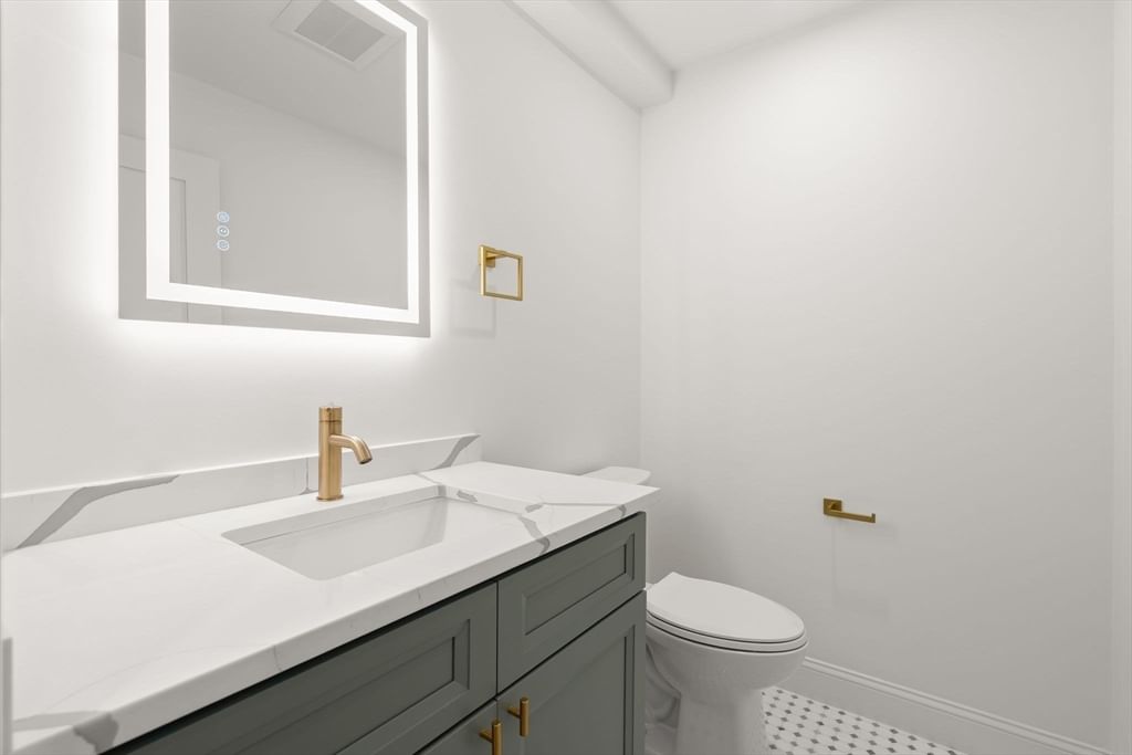 27 Shepard St #2 Boston — Photo 16 of 41