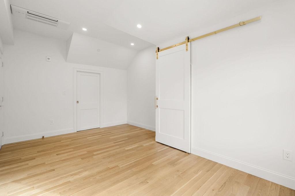 27 Shepard St #2 Boston — Photo 29 of 41