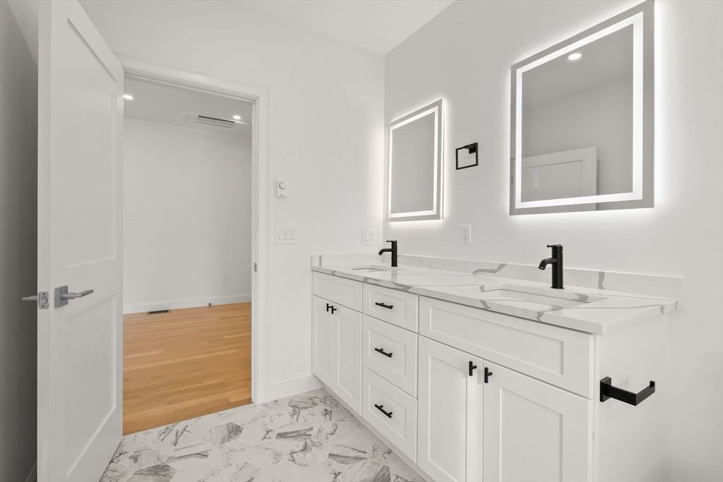 27 Shepard St #2 Boston — Photo 32 of 41