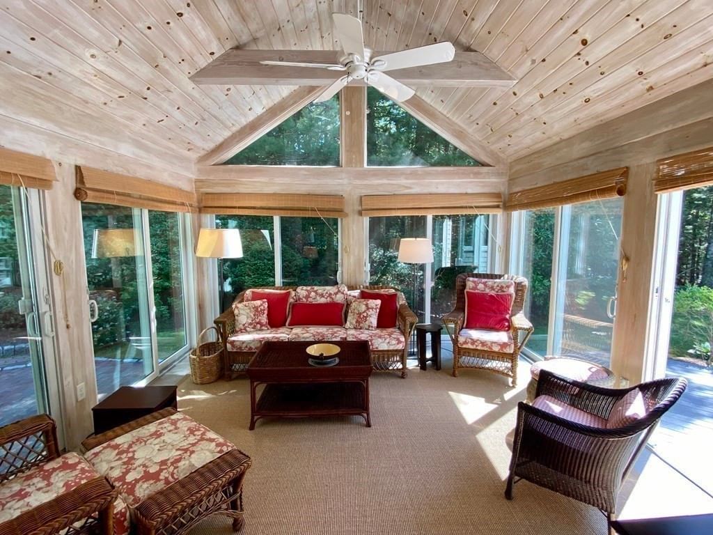 263 Oxford Dr Barnstable — Photo 4 of 30