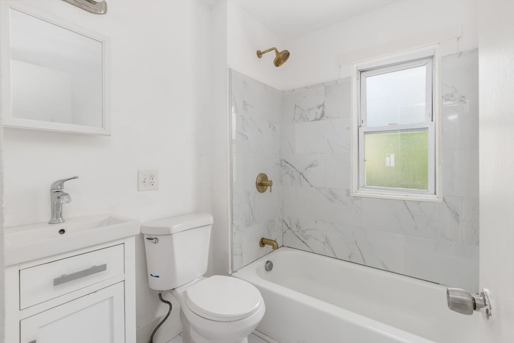 9 Martel St Fitchburg — Photo 10 of 28