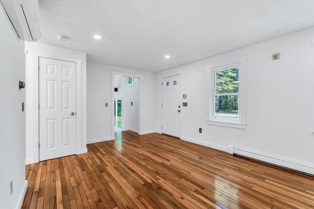 3 Viber Ln Falmouth — Photo 22 of 40
