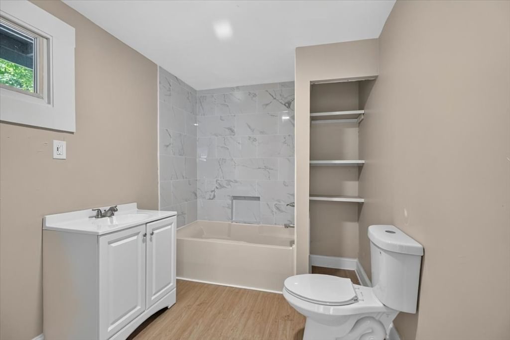 229 Quincy St Springfield — Photo 19 of 42