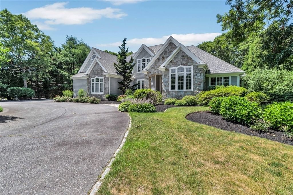 20 Eagle Dr Mashpee — Photo 3 of 42