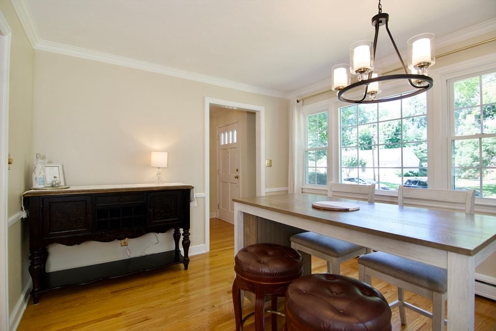 123 Whitmun Rd Longmeadow — Photo 16 of 42