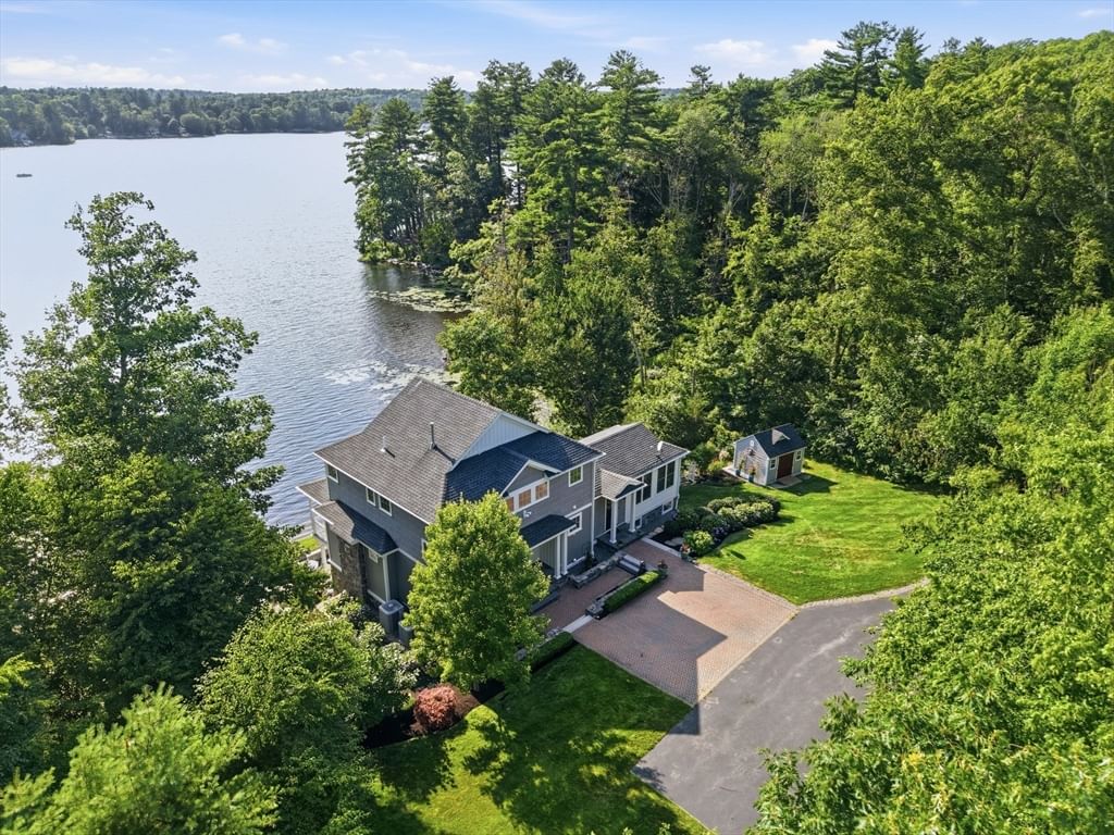 6 Weetamoo Way Westford — Photo 2 of 41