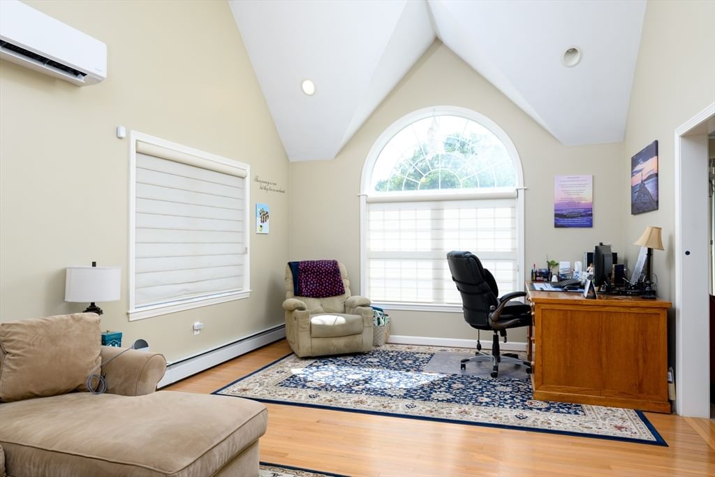 249 Pleasantdale Road Rutland — Photo 8 of 28