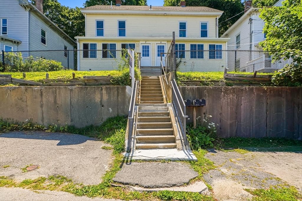 Property at 5-7 Oak St, Clinton, MA 01510